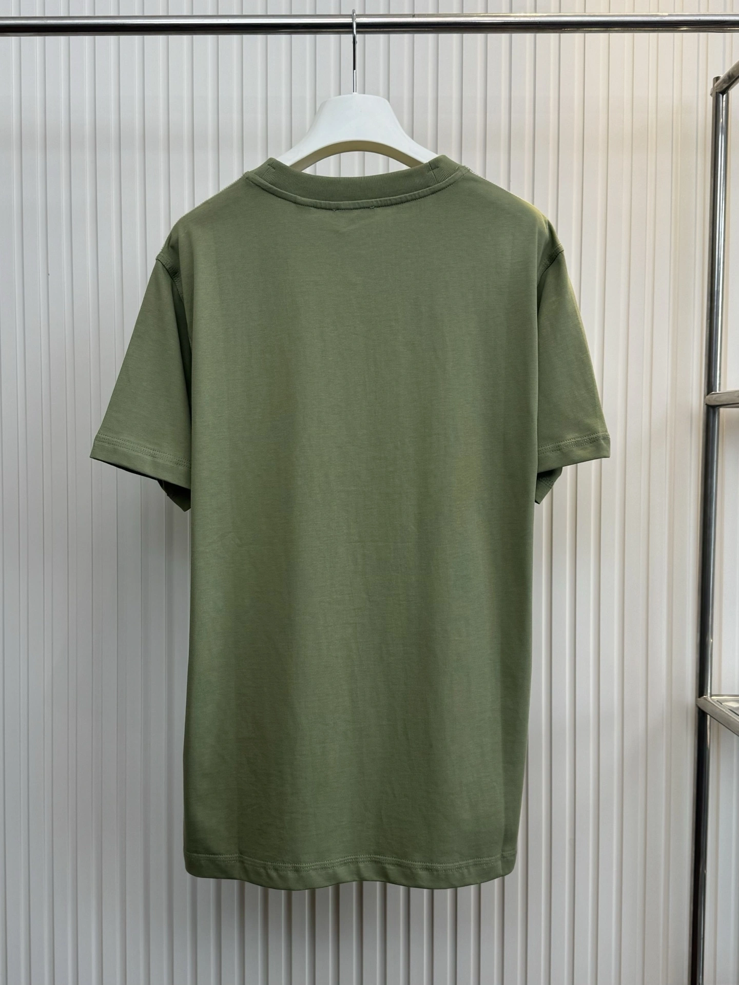wg.luxury- 2ur25rry embroidery item：E-F405D0526